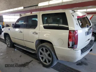 2007 Cadillac Escalade z VIN 1GYFK63837R139595, wystawiony jako Copart lot #54516945 z przebiegiem 144 003 mil mil oraz Szkody całkowita. Historia ofert i sprzedaży dostępna na DreamBid. Obrazek 2.