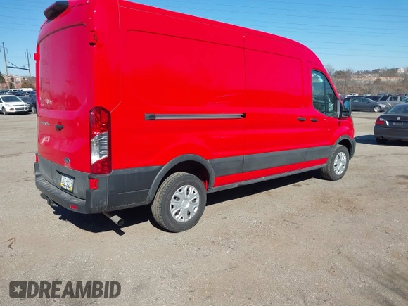2023 Ford Transit Cargo with VIN 1FTBR1C88PKB51687, listed as a IAAI auction lot 41633028 with 19,577 mi miles. Bid and sale history available at carsss.com. Image 4.