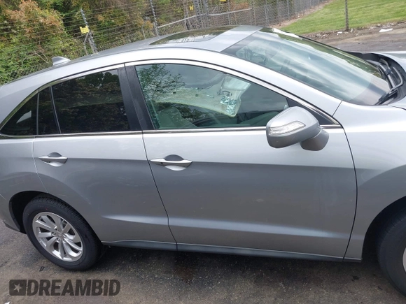 2017 Acura RDX Technology with VIN 5J8TB3H58HL010473, listed as a IAAI auction lot 41993179 with 131,918 mi miles and . Bid and sale history available at DreamBid. Image 14.