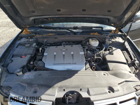 2011 Cadillac DTS Professional Limousine z VIN 1GE9K9C62BU550213, wystawiony jako Copart lot #49420545 z przebiegiem 29 936 mil mil oraz Czysty tytuł • Clean title. Historia ofert i sprzedaży dostępna na DreamBid. Obrazek 11.