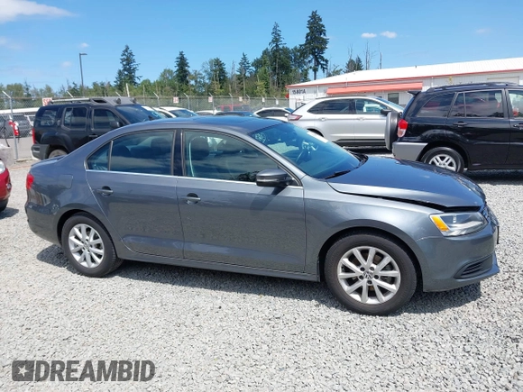 2013 Volkswagen Jetta SE with VIN 3VWDP7AJ3DM372896, listed as a IAAI auction lot 42520685 with 127,143 mi miles and . Bid and sale history available at DreamBid. Image 13.