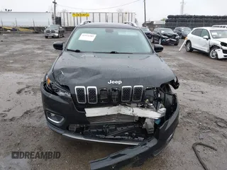 2019 Jeep Cherokee Limited with VIN 1C4PJMDX4KD251190, listed as a IAAI auction lot 41971282 with 28,207 mi miles and . Bid and sale history available at DreamBid. Image 13.