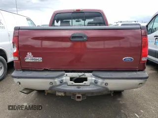 2006 Ford F-350 XL z VIN 1FTWW31516EC07819, wystawiony jako Copart lot #57713195 z przebiegiem 162 717 mil mil oraz Czysty tytuł • Clean title. Historia ofert i sprzedaży dostępna na DreamBid. Obrazek 6.