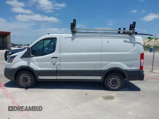 2020 Ford Transit Cargo z VIN 1FTBR1Y84LKA19741, wystawiony jako IAAI lot #42350802 z przebiegiem 90 186 mil mil oraz . Historia ofert i sprzedaży dostępna na DreamBid. Obrazek 13.