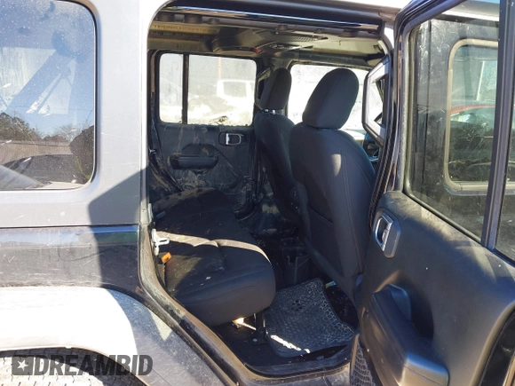 2020 Jeep Wrangler Unlimited Sport Altitude z VIN 1C4HJXDG0LW171400, wystawiony jako IAAI lot #41373446 z przebiegiem 82 113 mil mil oraz . Historia ofert i sprzedaży dostępna na DreamBid. Obrazek 8.