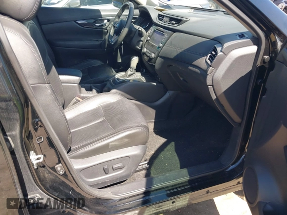 2019 Nissan Rogue SL with VIN 5N1AT2MTXKC813158, listed as a IAAI auction lot 41665354 with 62,605 mi miles and . Bid and sale history available at DreamBid. Image 5.
