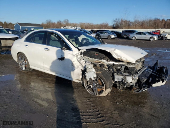 2017 Mercedes-Benz E-Class E 300 Luxury with VIN WDDZF4KB5HA034684, listed as a Copart auction lot 44213605 with NaN miles and Salvage Title. Bid and sale history available at carsss.com. Image 4.