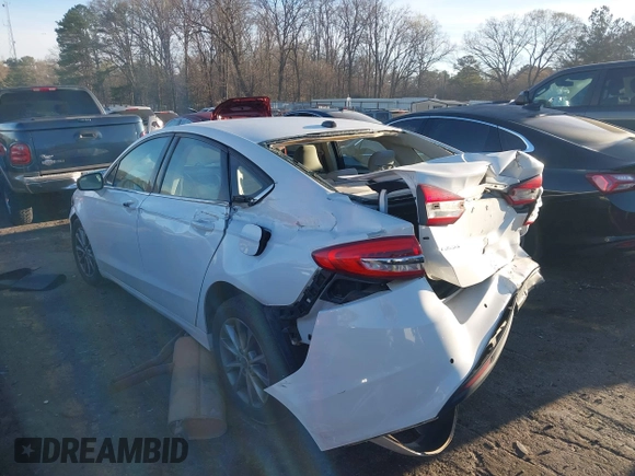 2017 Ford Fusion SE с VIN 3FA6P0H71HR388140, выставлен на аукционе IAAI как лот 41823597 с пробегом 160 000 миль миль и . История ставок и продаж доступна на DreamBid. Изображение 3.