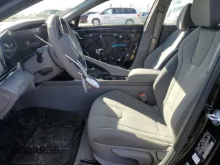 2025 Hyundai Elantra SEL Convenience with VIN KMHLS4DG6SU891344, listed as a Copart auction lot 44336305 with 2,777 mi miles and Salvage Title. Bid and sale history available at DreamBid. Image 7.
