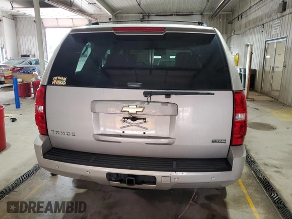 2009 Chevrolet Tahoe 2LT z VIN 1GNFK23099R224458, wystawiony jako Copart lot #59935215 z przebiegiem 229 549 mil mil oraz Szkoda całkowita • Salvage title. Historia ofert i sprzedaży dostępna na DreamBid. Obrazek 6.