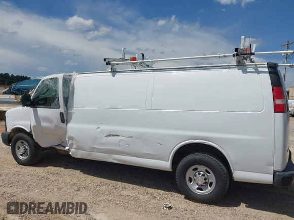 2016 Chevrolet Express Cargo with VIN 1GCWGBFF9G1287632, listed as a IAAI auction lot 42621435 with 61,701 mi miles and . Bid and sale history available at DreamBid. Image 14.