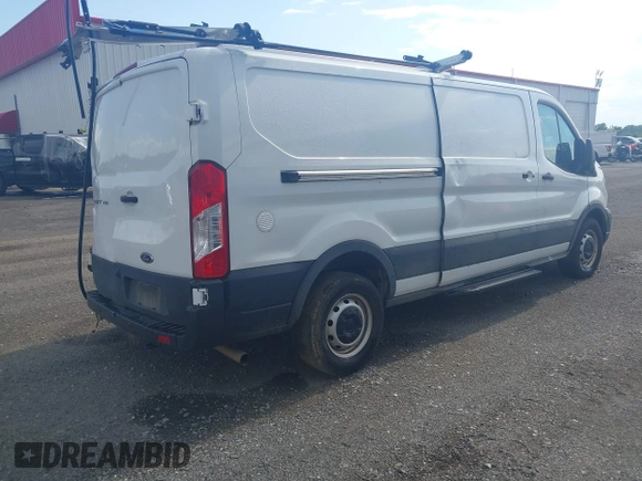2023 Ford Transit Cargo с VIN 1FTYE1Y89PKA26468, выставлен на аукционе IAAI как лот 42556373 с пробегом 82 927 миль миль и . История ставок и продаж доступна на DreamBid. Изображение 4.