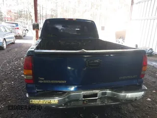 2002 Chevrolet Silverado 1500 LS with VIN 2GCEC19V621280774, listed as a IAAI auction lot 40976003 with 354,600 mi miles and . Bid and sale history available at DreamBid. Image 16.