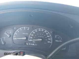 1997 Ford Explorer XL z VIN 1FMDU34E9VUC91672, wystawiony jako IAAI lot #42273914 z przebiegiem 153 944 mil mil oraz . Historia ofert i sprzedaży dostępna na DreamBid. Obrazek 7.