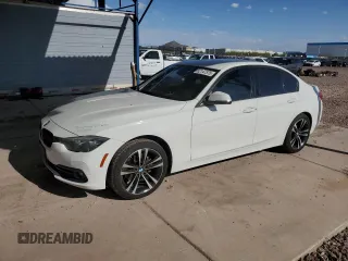 2018 BMW 3 Series 330i z VIN WBA8B9G51JNU98178, wystawiony jako Copart lot #52147575 z przebiegiem 66 695 mil mil oraz Szkoda całkowita • Salvage title. Historia ofert i sprzedaży dostępna na DreamBid. Obrazek 1.