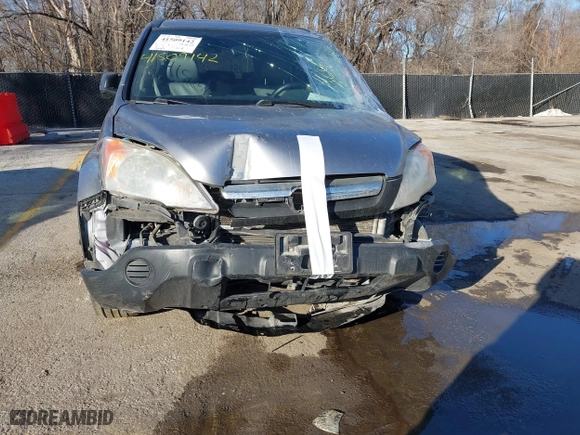 2007 Honda CR-V EX with VIN JHLRE48567C085583, listed as a IAAI auction lot 41509142 with 132,869 mi miles. Bid and sale history available at carsss.com. Image 6.