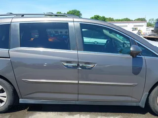 2016 Honda Odyssey EX-L with VIN 5FNRL5H66GB093249, listed as a IAAI auction lot 42044800 with 133,923 mi miles. Bid and sale history available at carsss.com. Image 13.