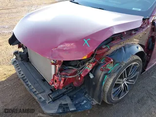 2019 Toyota Avalon XLE with VIN 4T1BZ1FB8KU023417, listed as a IAAI auction lot 41410801 with 43,089 mi miles. Bid and sale history available at carsss.com. Image 6.