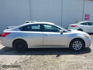 2017 Nissan Altima 2.5 S with VIN 1N4AL3AP0HN331061, listed as a IAAI auction lot 41980615 with 278,970 mi miles. Bid and sale history available at carsss.com. Image 13.