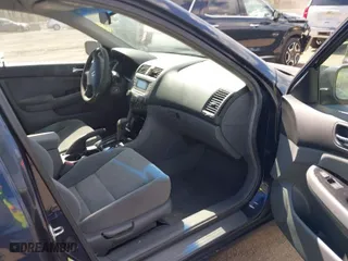 2006 Honda Accord Sdn LX SE with VIN 1HGCM563X6A181385, listed as a IAAI auction lot 41951381 with 256,164 mi miles. Bid and sale history available at carsss.com. Image 5.