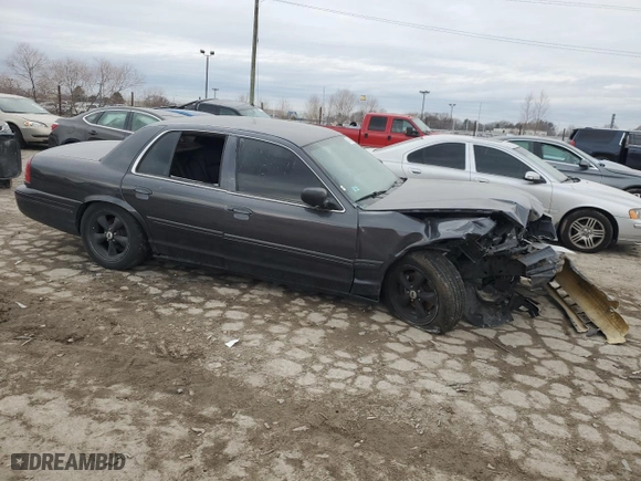 2004 Ford Crown Victoria LX with VIN 2FAHP74W84X135472, listed as a Copart auction lot 84842904 with 225,511 mi miles and Salvage Title. Bid and sale history available at carsss.com. Image 4.