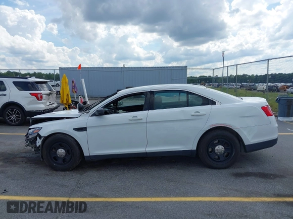 2017 Ford Police Interceptor with VIN 1FAHP2L87HG145573, listed as a IAAI auction lot 42488108 with 125,233 mi miles and . Bid and sale history available at DreamBid. Image 14.