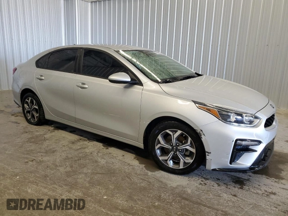 2021 Kia Forte FE with VIN 3KPF24ADXME269696, listed as a Copart auction lot 82281444 with 88,975 mi miles and Clean title. Bid and sale history available at DreamBid. Image 4.