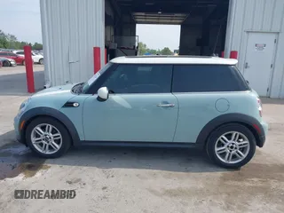 2013 MINI Hardtop with VIN WMWSU3C51DT372387, listed as a IAAI auction lot 42514124 with 100,560 mi miles and . Bid and sale history available at DreamBid. Image 15.
