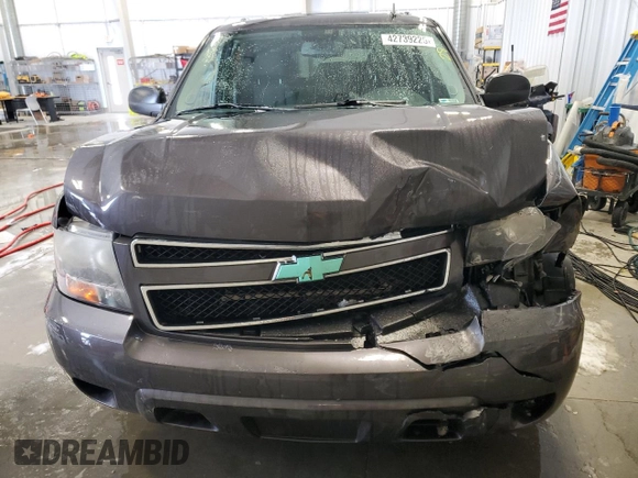 2011 Chevrolet Suburban LS with VIN 1GNSCHE05BR125380, listed as a Copart auction lot 42739225 with 207,877 mi miles and Clean Title. Bid and sale history available at carsss.com. Image 5.