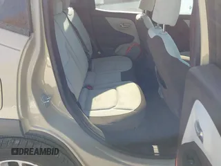 2015 Jeep Renegade Latitude with VIN ZACCJBBT0FPB67030, listed as a IAAI auction lot 41866195 with 120,618 mi miles. Bid and sale history available at carsss.com. Image 8.