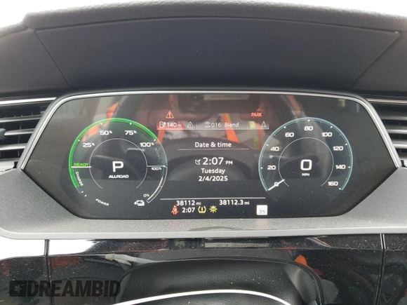 2019 Audi e-tron Premium Plus с VIN WA1LAAGE0KB021160, выставлен на аукционе Copart как лот 43576875 с пробегом 38 112 миль миль и Списание • Salvage title. История ставок и продаж доступна на DreamBid. Изображение 9.