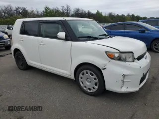 2015 Scion xB z VIN JTLZE4FE6FJ071116, wystawiony jako Copart lot #57822695 z przebiegiem 164 358 mil mil oraz Tytuł czysty. Historia ofert i sprzedaży dostępna na DreamBid. Obrazek 4.