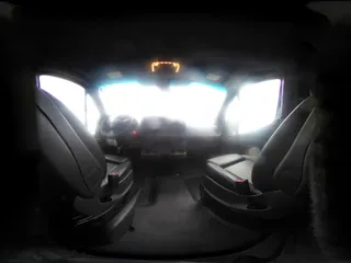 2019 Mercedes-Benz Sprinter Passenger z VIN WDZPF0CD3KP130537, wystawiony jako IAAI lot #42052916 z przebiegiem 192 310 mil mil oraz . Historia ofert i sprzedaży dostępna na DreamBid. Obrazek 18.