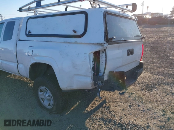 2023 Toyota Tacoma SR с VIN 3TYRX5GN0PT071714, выставлен на аукционе IAAI как лот 41309531 с пробегом 45 722 миль миль и . История ставок и продаж доступна на DreamBid. Изображение 19.