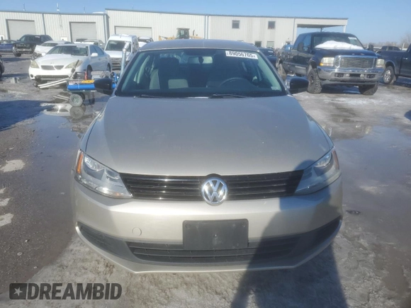 2013 Volkswagen Jetta Sedan S with VIN 3VW2K7AJ3DM246897, listed as a Copart auction lot 89056765 with 184,902 mi miles and Clean Title. Bid and sale history available at carsss.com. Image 5.