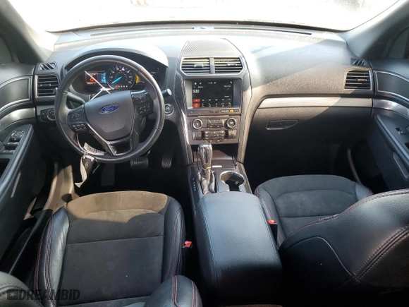 2018 Ford Explorer XLT with VIN 1FM5K7D83JGC94345, listed as a Copart auction lot 42829585 with 58,292 mi miles and Salvage Title. Bid and sale history available at carsss.com. Image 8.