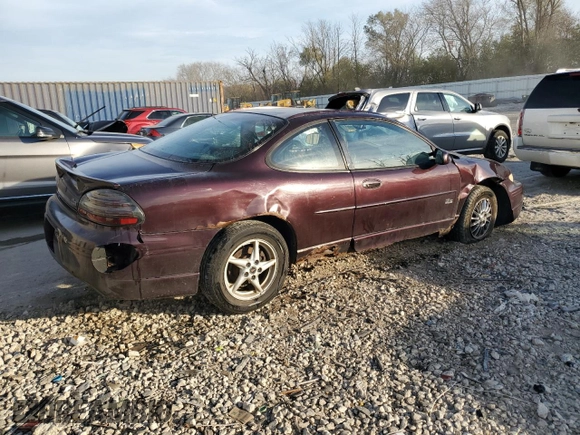 2002 Pontiac Grand Prix GT with VIN 1G2WP12K62F207667, listed as a Copart auction lot 78055364 with 260,484 mi miles and Non Repairable. Bid and sale history available at carsss.com. Image 3.