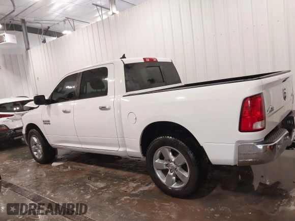 2017 Ram 1500 Big Horn z VIN 1C6RR7LG9HS674458, wystawiony jako IAAI lot #42115885 z przebiegiem 158 829 mil mil oraz . Historia ofert i sprzedaży dostępna na DreamBid. Obrazek 15.