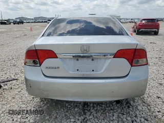 2009 Honda Civic LX z VIN 2HGFA16569H303861, wystawiony jako Copart lot #53148385 z przebiegiem 164 179 mil mil oraz Szkoda całkowita • Salvage title. Historia ofert i sprzedaży dostępna na DreamBid. Obrazek 6.