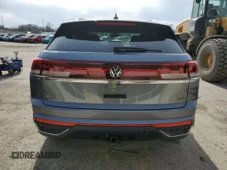 2024 Volkswagen Atlas SE z VIN 1V2KE2CA1RC255860, wystawiony jako Copart lot #49972445 z przebiegiem 1 242 mil mil oraz Szkoda całkowita • Salvage title. Historia ofert i sprzedaży dostępna na DreamBid. Obrazek 6.