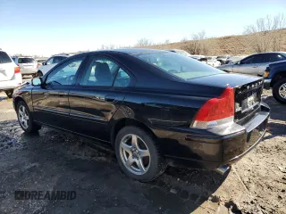 2009 Volvo S60 2.5T with VIN YV1RH592292738346, listed as a Copart auction lot 46512845 with 171,058 mi miles and Salvage Title. Bid and sale history available at carsss.com. Image 2.