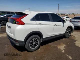 2020 Mitsubishi Eclipse Cross ES z VIN JA4AS3AA6LZ001722, wystawiony jako Copart lot #52418505 z przebiegiem 45 783 mil mil oraz Szkoda całkowita • Salvage title. Historia ofert i sprzedaży dostępna na DreamBid. Obrazek 3.