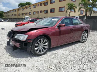 2016 Chrysler 300 Limited z VIN 2C3CCAAG0GH334528, wystawiony jako Copart lot #53796795 z przebiegiem 161 708 mil mil oraz Szkoda całkowita • Salvage title. Historia ofert i sprzedaży dostępna na DreamBid. Obrazek 1.