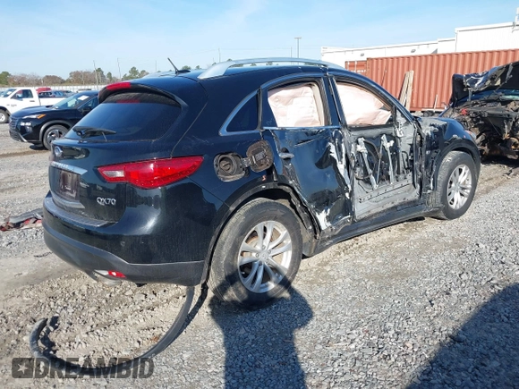 2014 Infiniti QX70 with VIN JN8CS1MU2EM451932, listed as a IAAI auction lot 41439834 with 125,781 mi miles and . Bid and sale history available at DreamBid. Image 4.