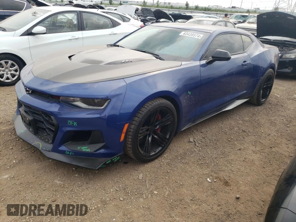 2021 Chevrolet Camaro ZL1 with VIN 1G1FK1R62M0106059, listed as a Copart auction lot 63438574 with 16,980 mi miles and Salvage Title. Bid and sale history available at carsss.com. Image 1.