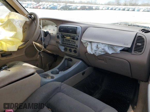2001 Ford Explorer Sport Trac with VIN 1FMZU77E11UB84988, listed as a Copart auction lot 50153065 with 176,502 mi miles and Salvage title. Bid and sale history available at DreamBid. Image 8.