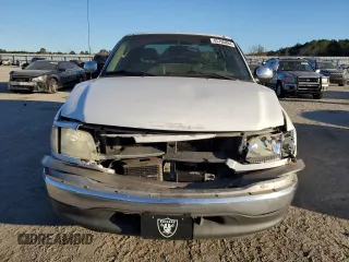 2003 Ford F-150 XL with VIN 1FTRX17L93NA89972, listed as a Copart auction lot 85790884 with 253,763 mi miles and Salvage Title. Bid and sale history available at carsss.com. Image 5.