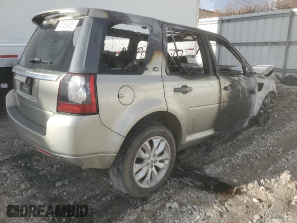 2011 Land Rover LR2 HSE z VIN SALFR2BN3BH273029, wystawiony jako Copart lot #47069465 z przebiegiem Nie podano mil oraz Nie do naprawy • Non repairable. Historia ofert i sprzedaży dostępna na DreamBid. Obrazek 3.
