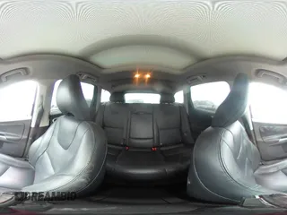 2015 Volvo XC60 T5 Drive-E Premier z VIN YV440MDK6F2659361, wystawiony jako Copart lot #53571815 z przebiegiem 142 819 mil mil oraz Szkoda całkowita • Salvage title. Historia ofert i sprzedaży dostępna na DreamBid. Obrazek 14.