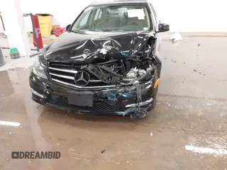 2014 Mercedes-Benz C-Class C 300 Sport with VIN WDDGF8AB0EA944836, listed as a IAAI auction lot 41096096 with 113,490 mi miles. Bid and sale history available at carsss.com. Image 6.